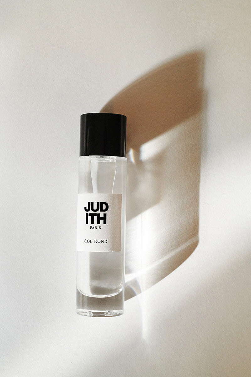 Judith Paris Col Rond Eau de Toilette lifestyle image